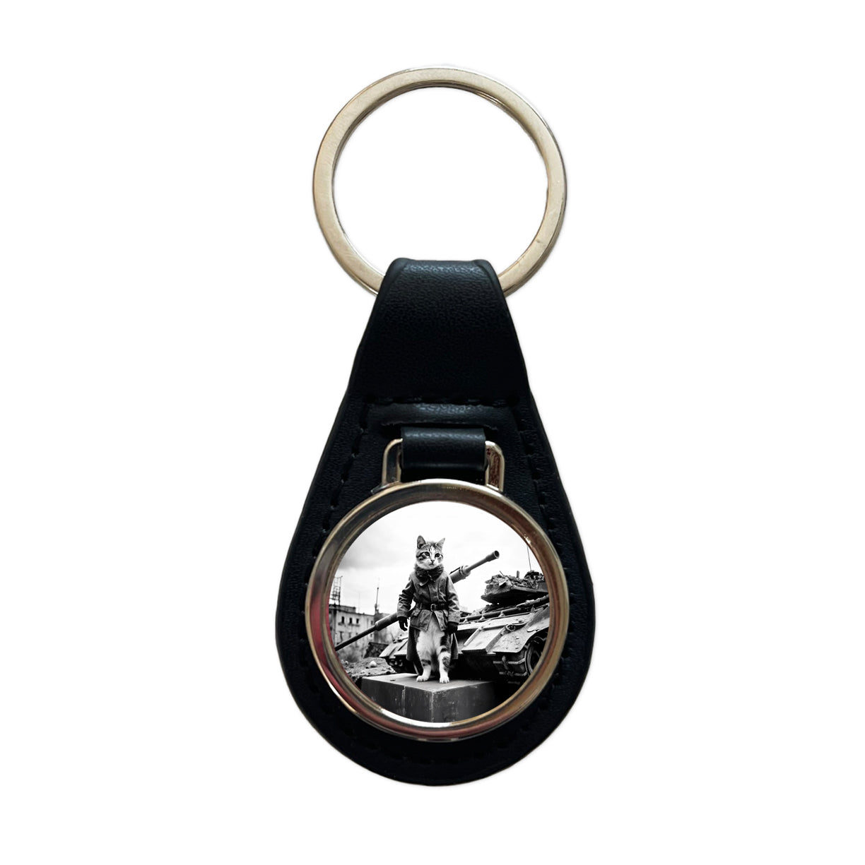 Military Resistance War Soldier Cat Retro Black And White Black Leather Metal Keychain