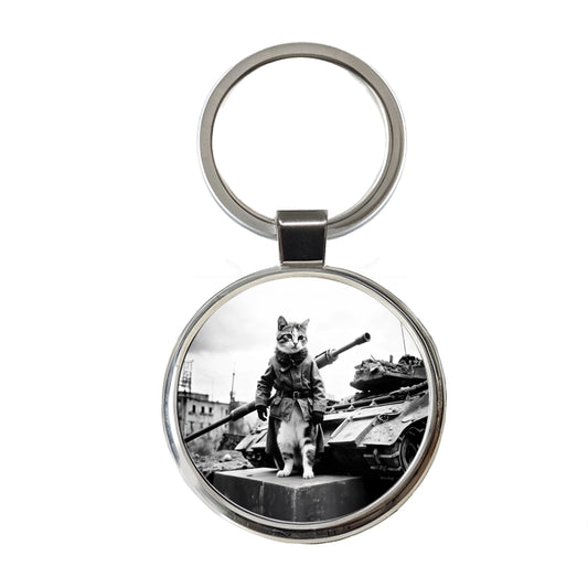 Military Resistance War Soldier Cat Retro Black And White Round Metal Keychain