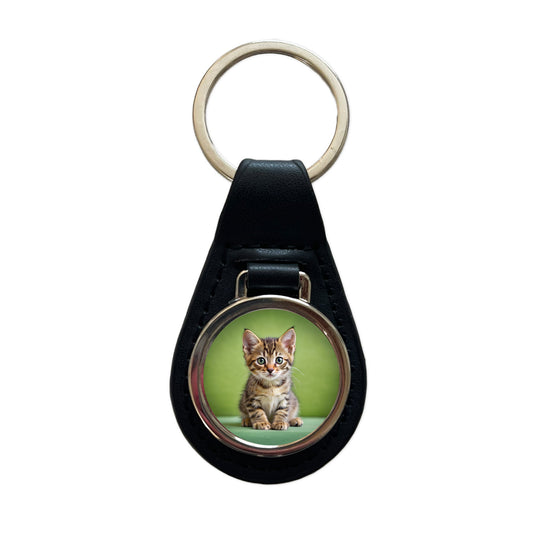 European Shorthair Cat Kitten Photo Black Leather Metal Keychain