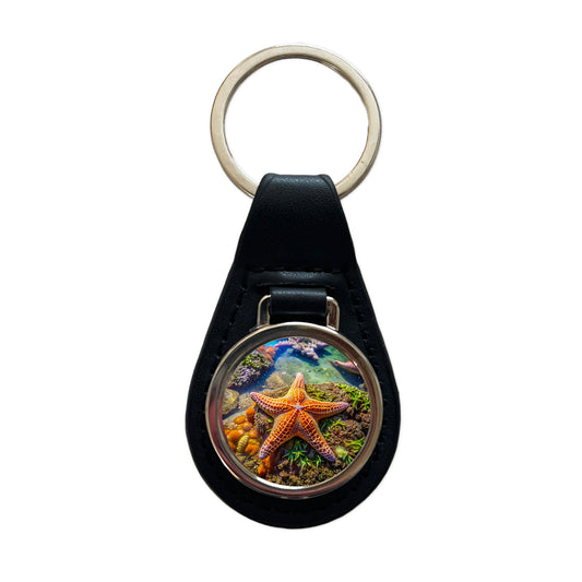 Starfish In Tide Pool Black Leather Metal Keychain