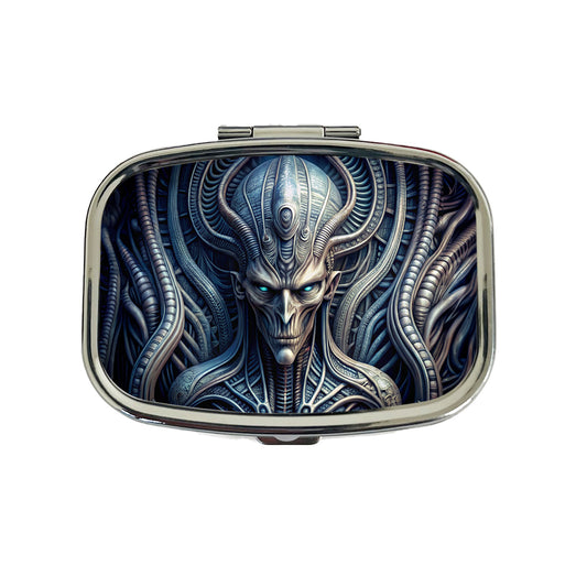 Alien Creature Creepy Horror Sci-Fi Travel Pill Box Case